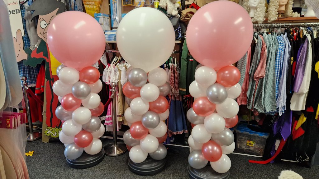 Ballonnenzuil klein circa 175cm hoog foto