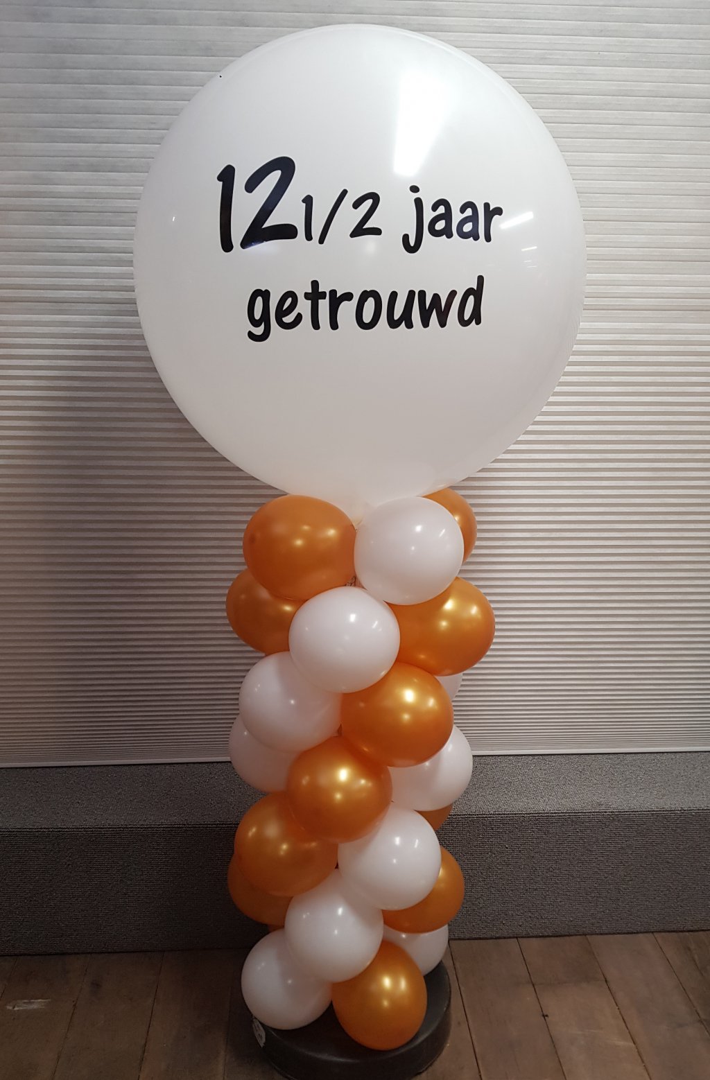 Ballonnenzuil huwelijk 12,5 foto