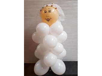 Bruid van ballonnen
